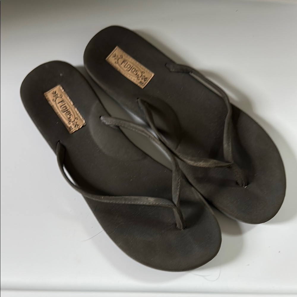 Gray Flojos Flip Flops